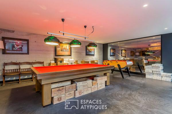 Villa d’architecte aux lignes modernes avec piscine dans le Bourg de Caluire-et-Cuire