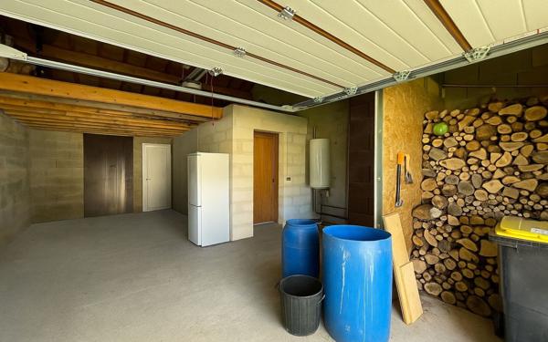 Maison à vendre    4 pièces •  Saint-Étienne-du-Bois