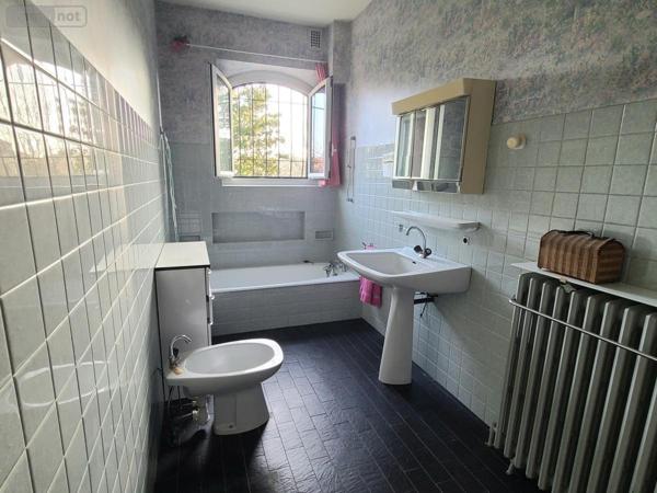 Maison à vendre à Pierrelatte dans la Drôme (26700), ref : 26060-809