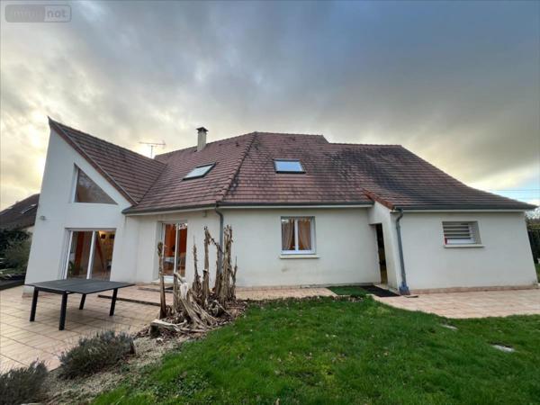Maison à vendre à Neuville-sur-Sarthe dans la Sarthe (72190), ref : 72003-1092596
