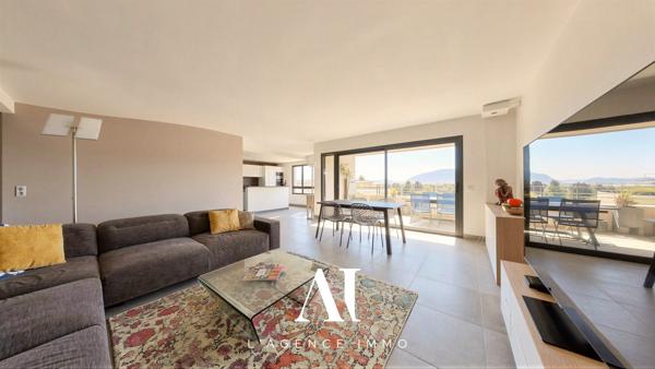 Appartement T4 de 130 m² Park Jean Monnet étage 6/7 Balcon Garage double Saint-Genis-Pouilly 01630