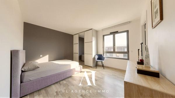 Appartement T4 de 130 m² Park Jean Monnet étage 6/7 Balcon Garage double Saint-Genis-Pouilly 01630