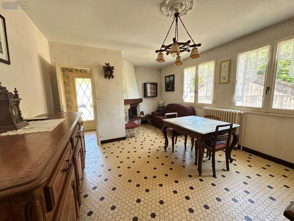 Maison à vendre à Montrichard-Val-de-Cher dans le Loir-et-Cher (41400), ref : 12101/1283