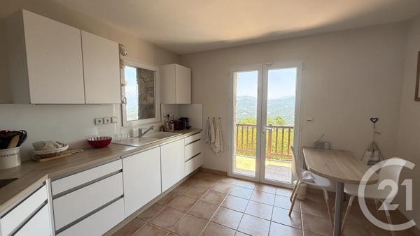 Maison à vendre  6 pièces - 161,39 m 2   PELLEAUTIER  - 05