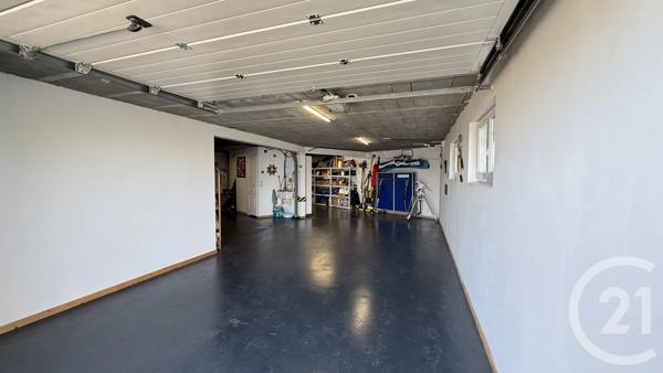 Maison à vendre  6 pièces - 161,39 m 2   PELLEAUTIER  - 05