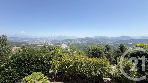 Maison à vendre  6 pièces - 161,39 m 2   PELLEAUTIER  - 05
