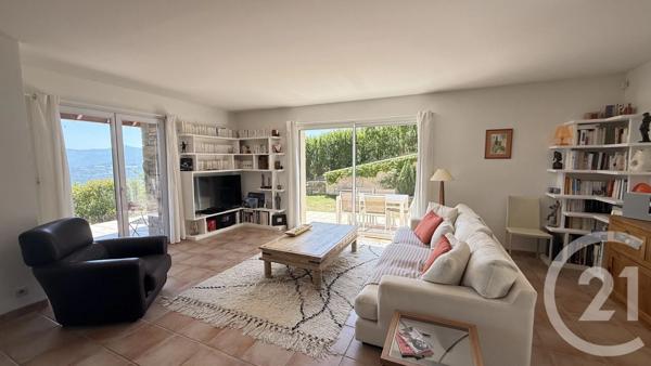 Maison à vendre  6 pièces - 161,39 m 2   PELLEAUTIER  - 05
