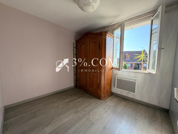 Maison
                                                                                                                                                                                                                                                                                                                        4 pièce(s)                                                                                                                                                                                                          2 chambre(s)                                                                                                                                                                                                          78  m²