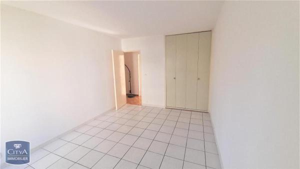 Appartement à louer 3 pièces 73.2m²