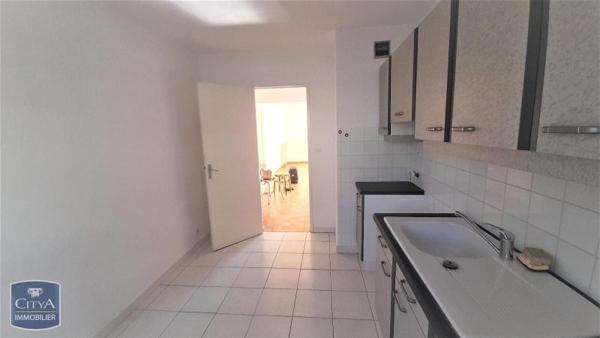 Appartement à louer 3 pièces 73.2m²