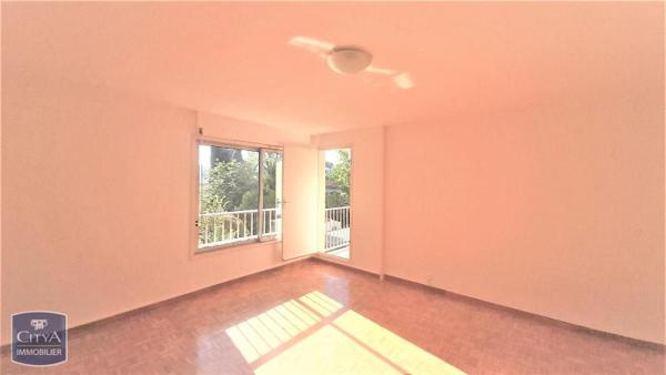 Appartement à louer 3 pièces 73.2m²