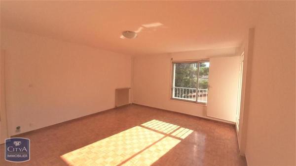 Appartement à louer 3 pièces 73.2m²