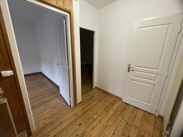 Location Maison 4 pièces 93 m2 à Saint-Quentin