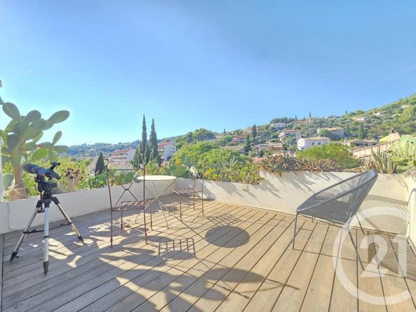 Maison à vendre  5 pièces - 123 m 2   OLLIOULES  - 83