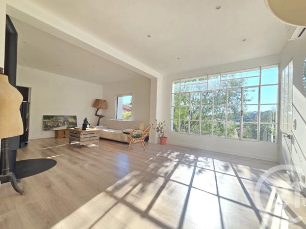 Maison à vendre  5 pièces - 123 m 2   OLLIOULES  - 83