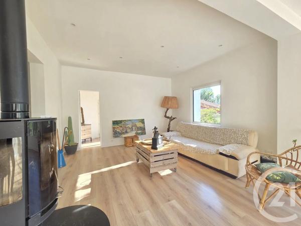 Maison à vendre  5 pièces - 123 m 2   OLLIOULES  - 83