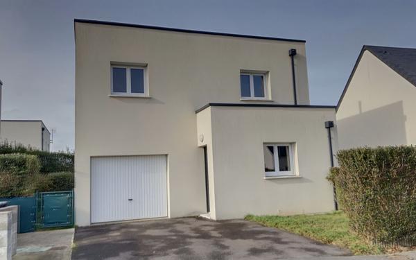 Maison à vendre    5 pièces •  Magny-la-Campagne