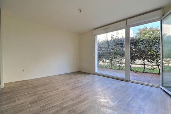 Appartement Aubervilliers 2 pièce(s) 45 m2