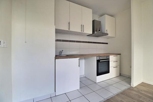 Appartement Aubervilliers 2 pièce(s) 45 m2