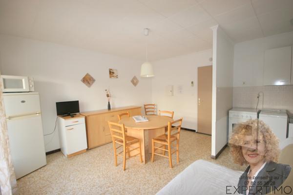 Le Grau-du-Roi (30240) APPARTEMENT T2 RDC, 33 m², TERRASSE – Centre du GRAU-du-ROI