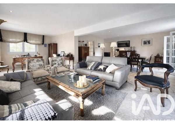 Maison à vendre 7 pièces 210 m² Tournefeuille