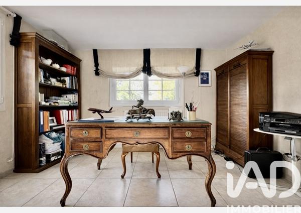 Maison à vendre 7 pièces 210 m² Tournefeuille