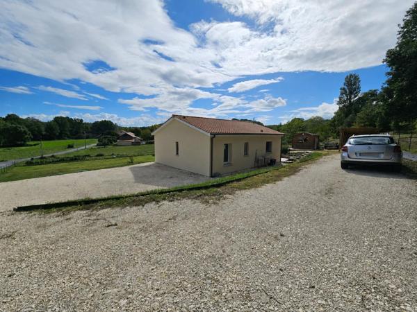 Maison neuve climatisée au calme