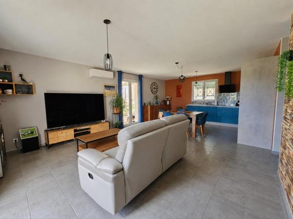 Maison neuve climatisée au calme