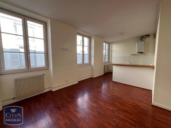 Appartement à louer 2 pièces 52.09m² Clermont-Ferrand (63000)
