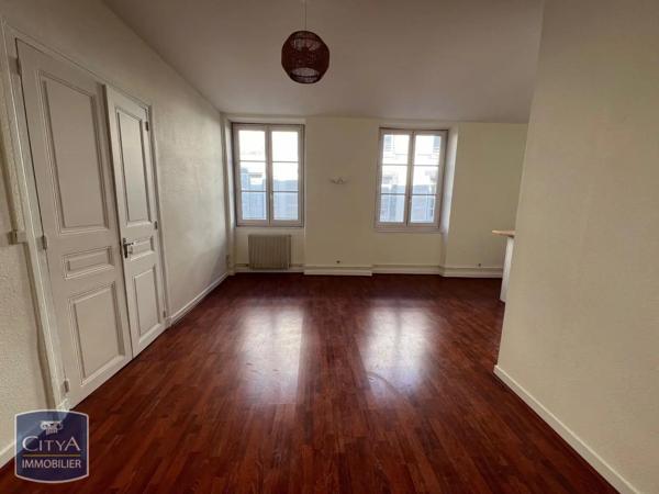 Appartement à louer 2 pièces 52.09m² Clermont-Ferrand (63000)