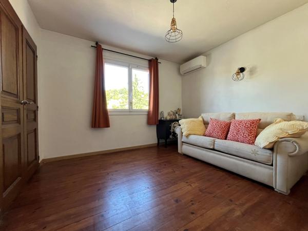 PEGOMAS VILLA INDIVIDUELLE 6 PIECES 215 M2 AVEC PISCINE TERRAIN 1025 M2