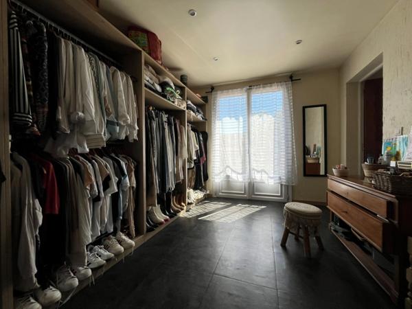 PEGOMAS VILLA INDIVIDUELLE 6 PIECES 215 M2 AVEC PISCINE TERRAIN 1025 M2