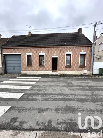 Maison traditionnelle 8 pièces de 120 m² à Camblain-Châtelain (62470)