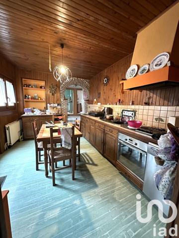 Maison traditionnelle 8 pièces de 120 m² à Camblain-Châtelain (62470)