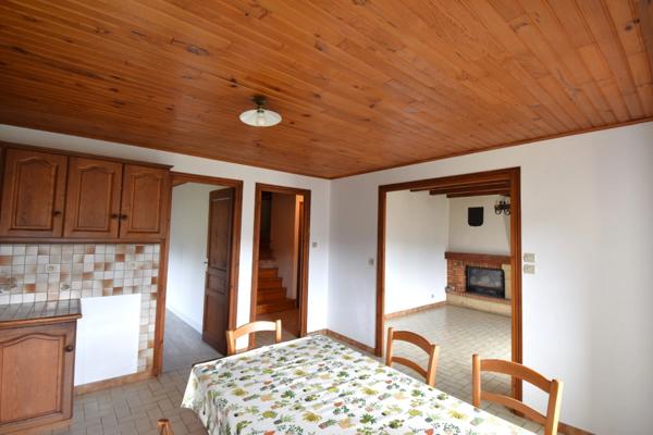 Maison à louer 5 pièces SAINT AGREVE (07)