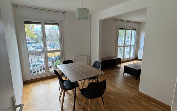 Appartement à louer    3 pièces • 61 m2 Les Ulis