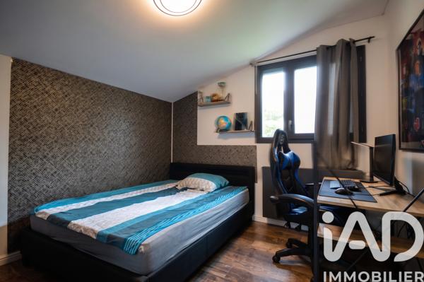 Maison à vendre 6 pièces 125 m² Gex