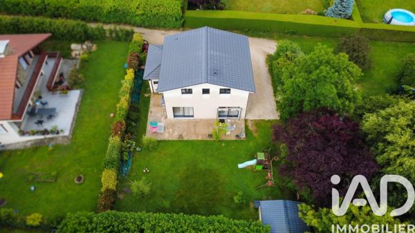Maison à vendre 6 pièces 125 m² Gex