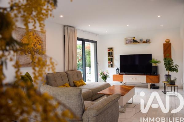 Maison à vendre 6 pièces 125 m² Gex