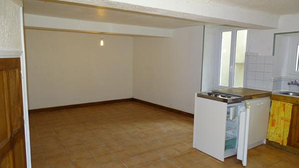 MAISON DE VILLAGE A CONQUES AVEC 1 CHAMBRE ET 1 BUREAU
