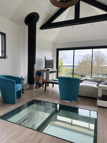 Propriété MODERNE vue sur le Golfe du Morbihan à vendre