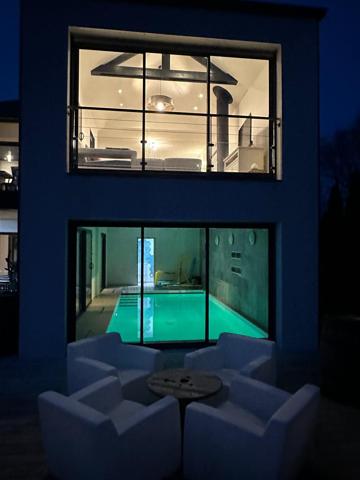 Propriété MODERNE vue sur le Golfe du Morbihan à vendre
