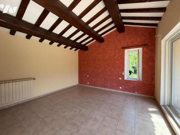 Grande maison avec jardin, garage à la Couronne 