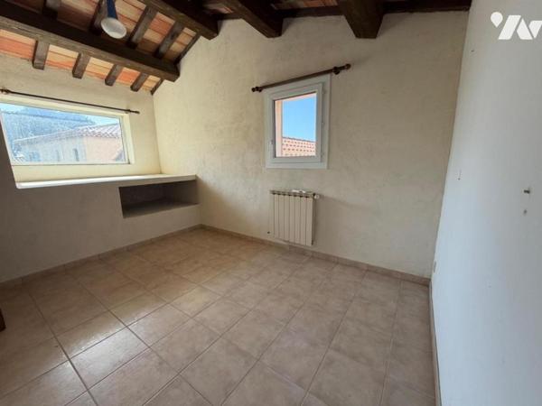 Grande maison avec jardin, garage à la Couronne 