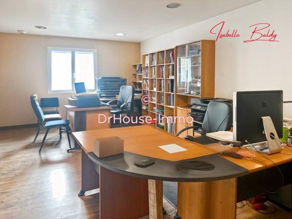 Bureau à vendre 6 pièces de 375 m²