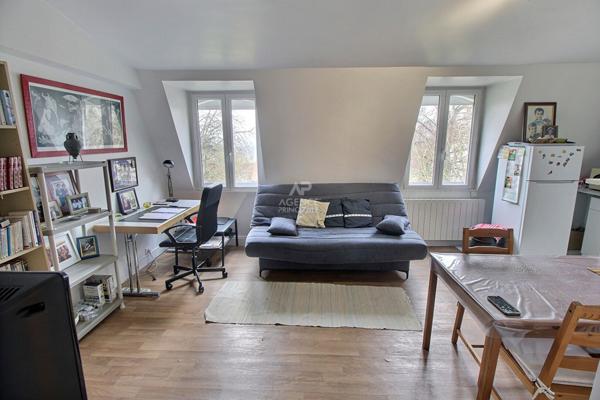 Appartement Triel Sur Seine 2 pièce(s) 32.35 m2 €143 000 ** - Référence 936