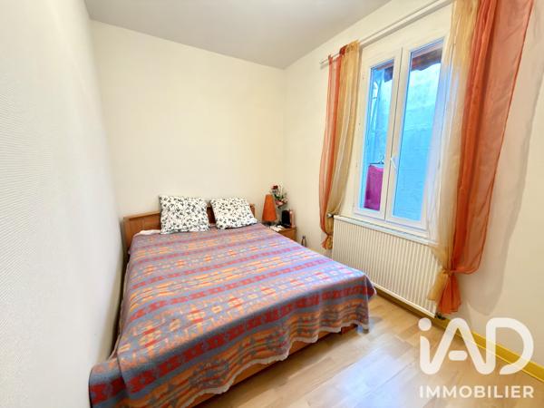 Maison à vendre 5 pièces 81 m² Rochefort