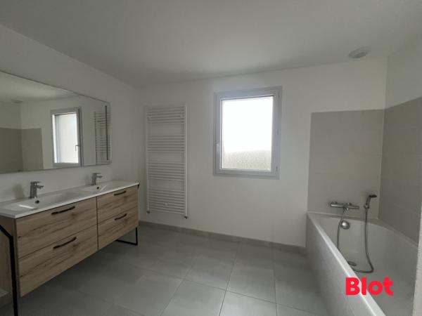Maison 5 pièce(s)
