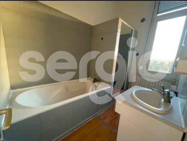 Location 2 Pieces 32 59500 Douai 17 1603 01 0002