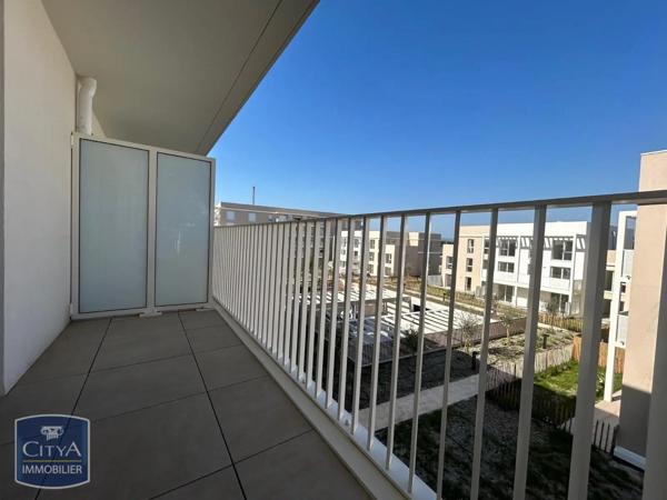 Appartement à louer 2 pièces 41.92m² Monteux (84170)